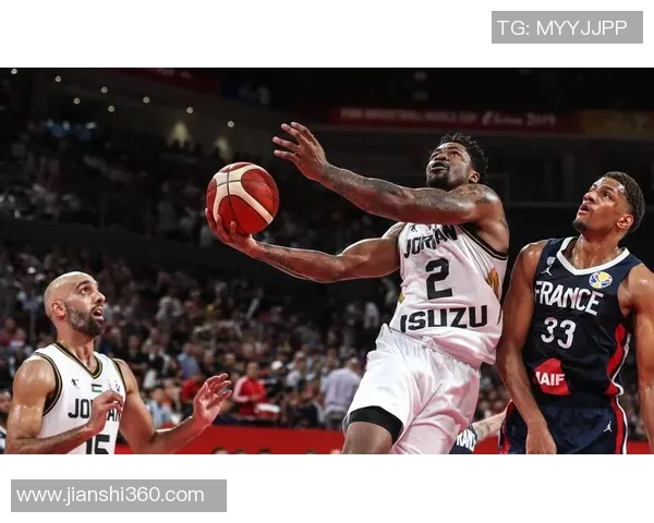 回顾2015年中国男篮对阵约旦的精彩比赛视频与精彩瞬间分析